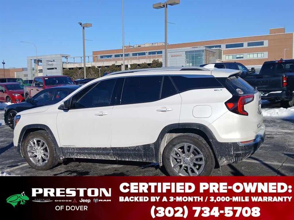 2024 GMC Terrain SLT