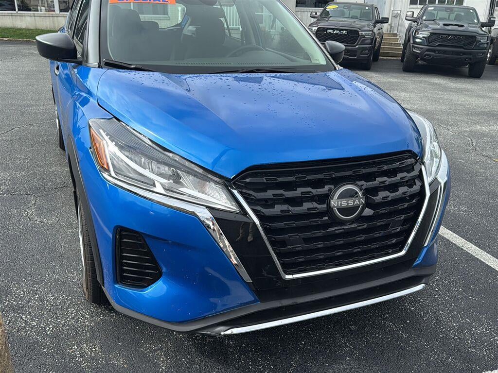 2025 Nissan Kicks Play S