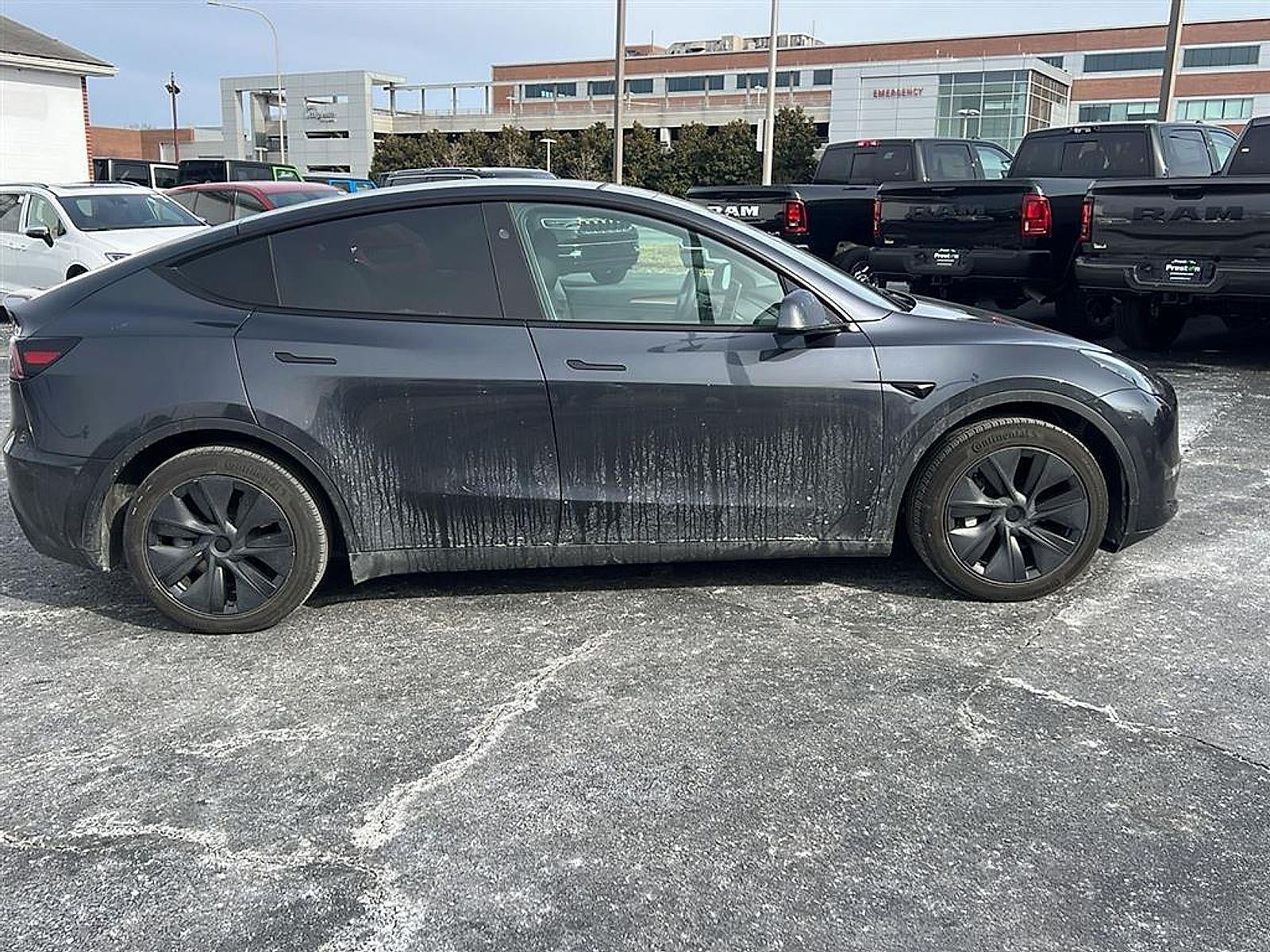 2024 Tesla Model Y Long Range