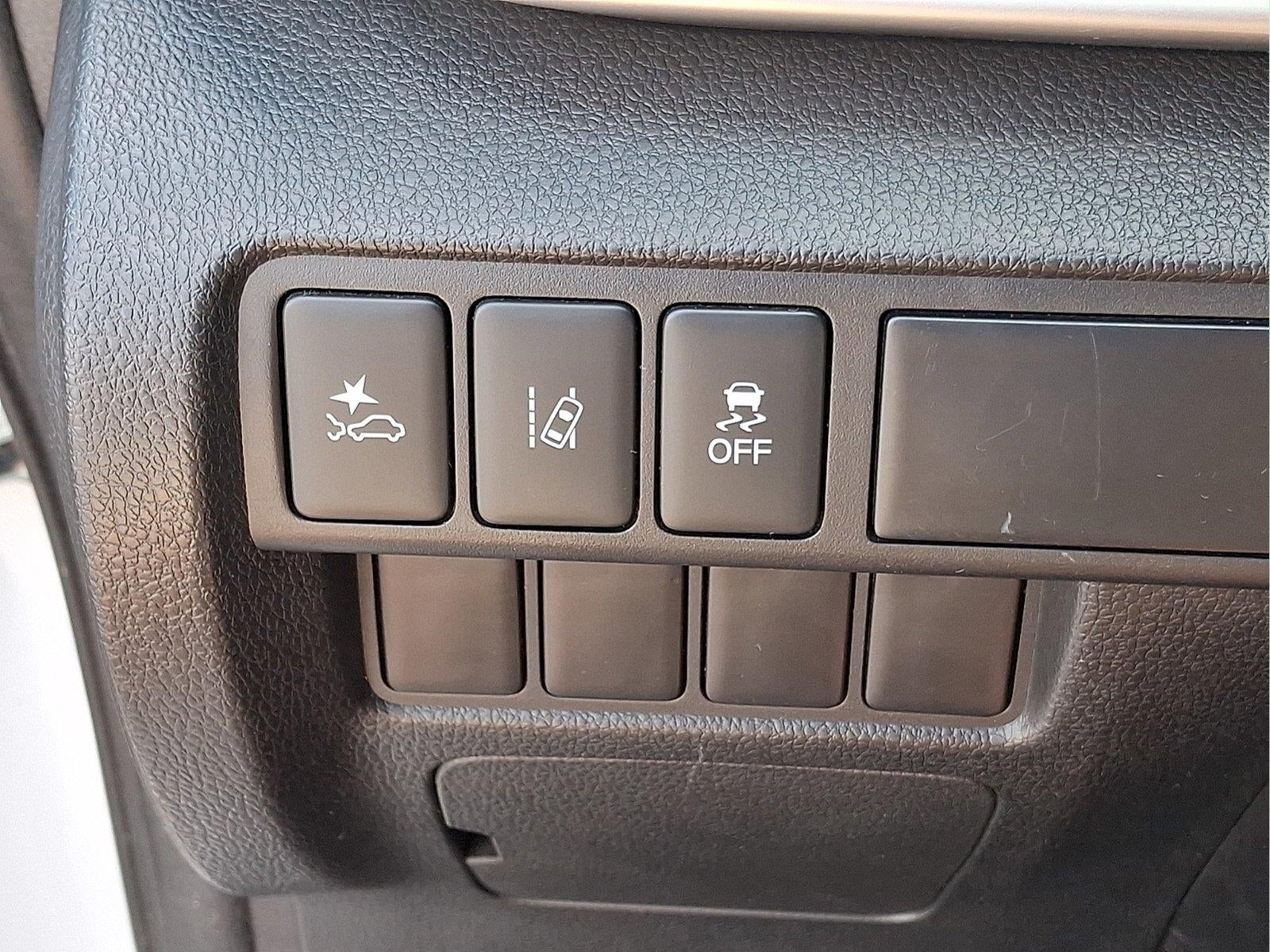 2023 Mitsubishi Eclipse Cross LE
