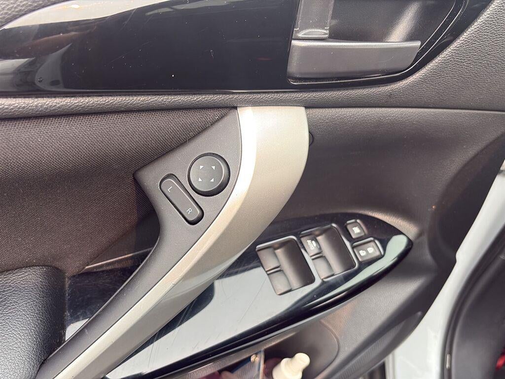 2023 Mitsubishi Eclipse Cross LE