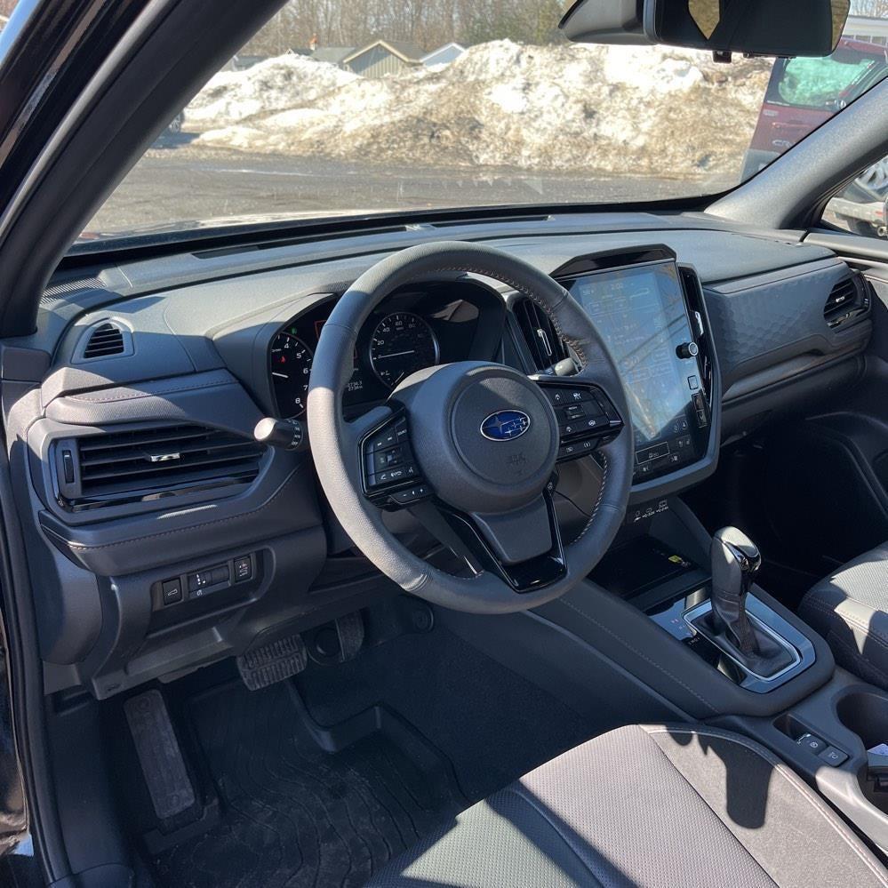 2025 Subaru FORESTER TOUR