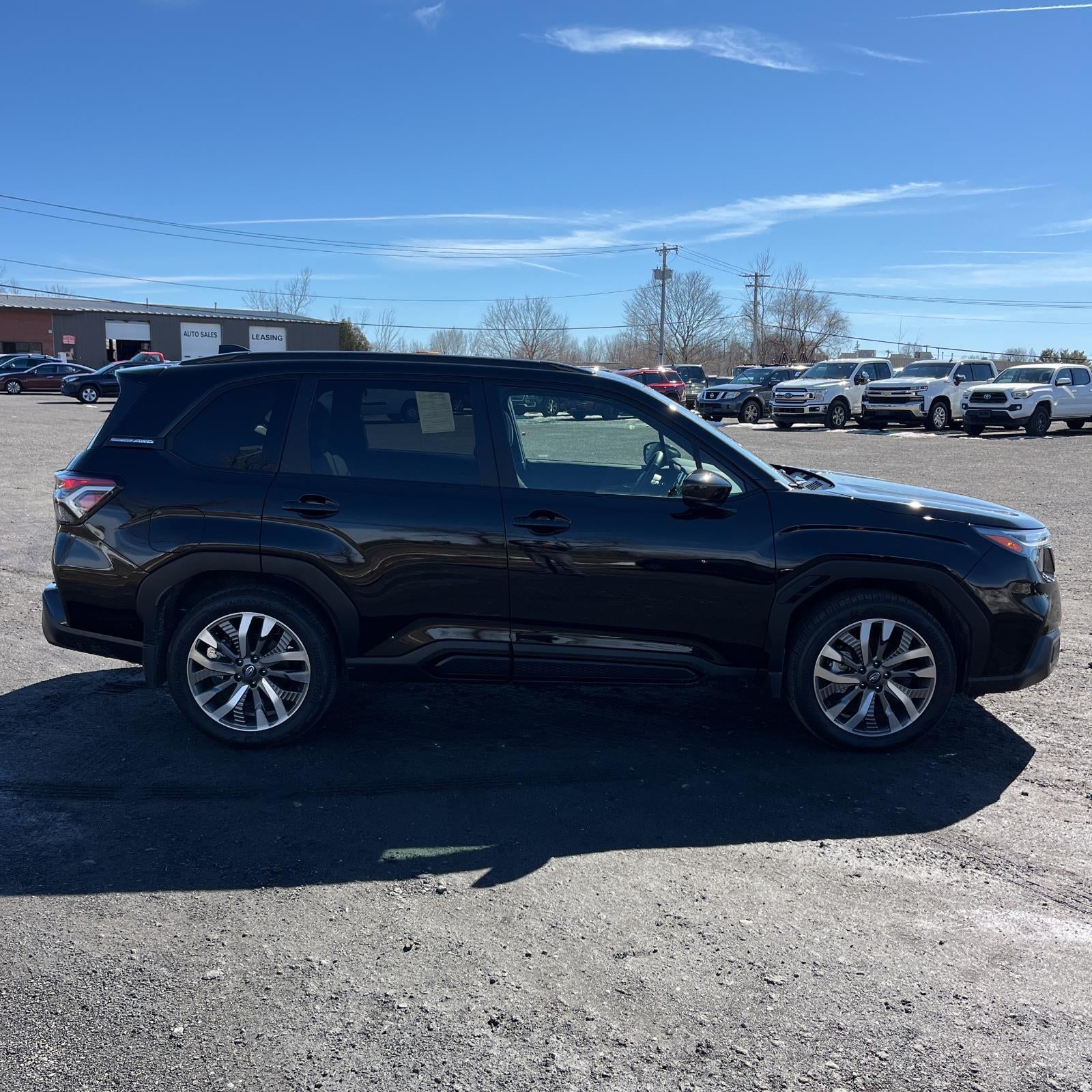 2025 Subaru FORESTER TOUR