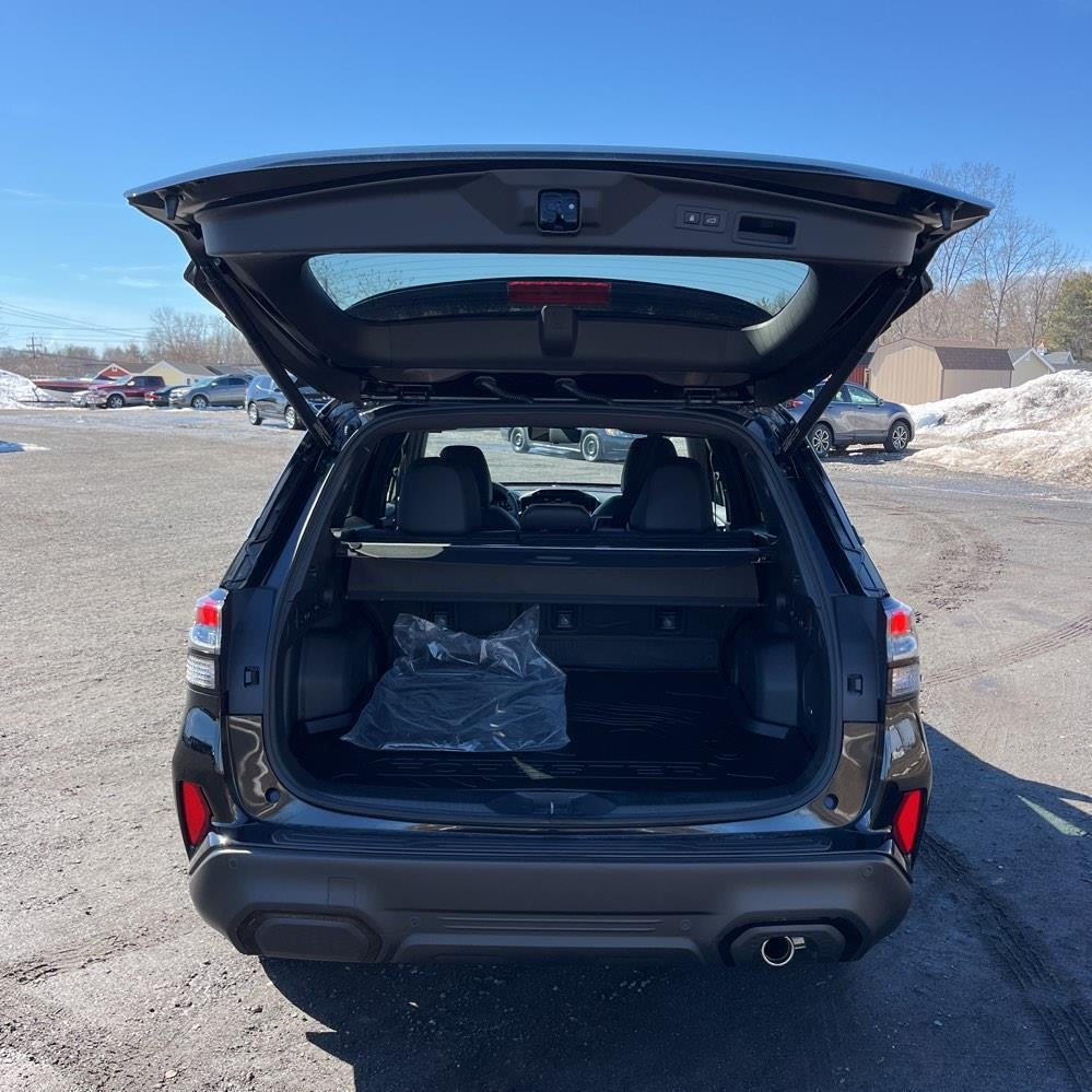 2025 Subaru FORESTER TOUR