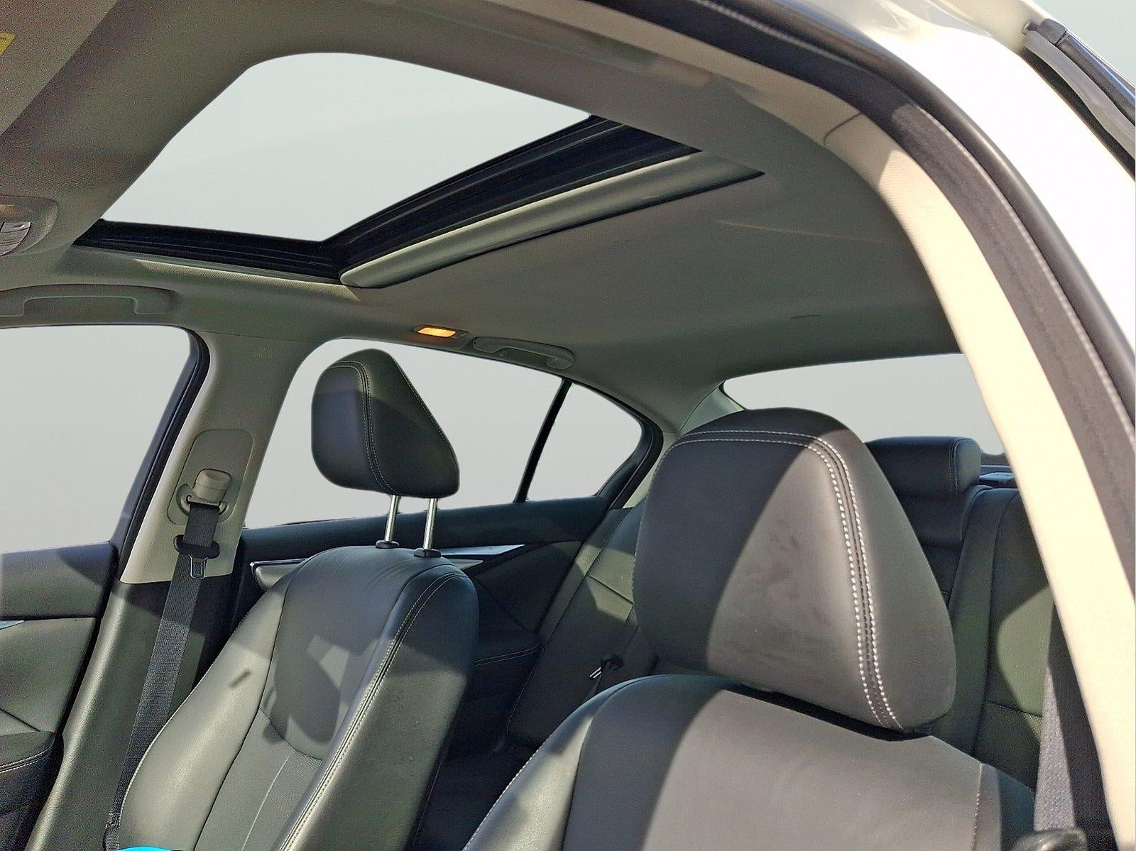 2023 INFINITI Q50 LUXE