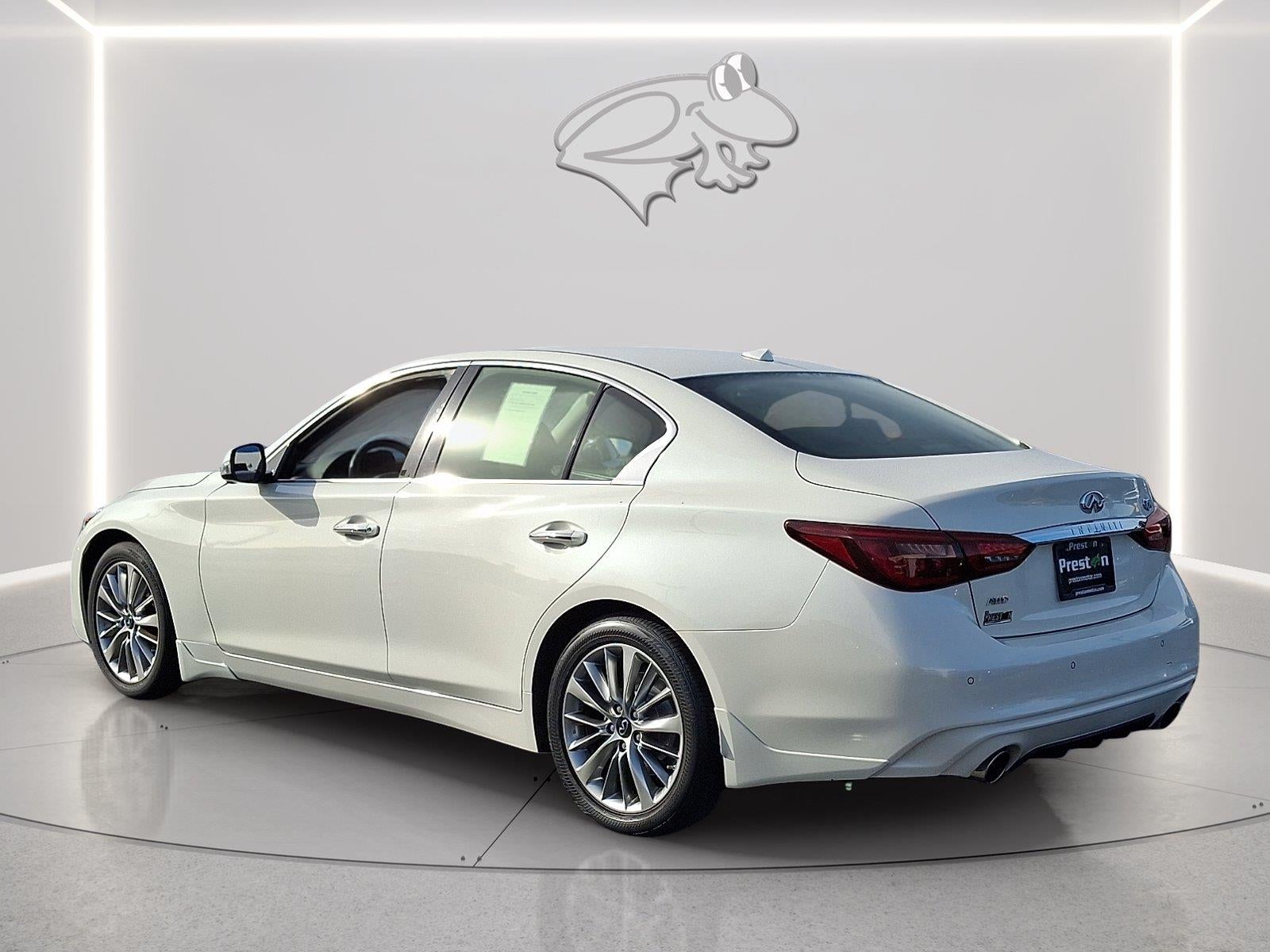 2023 INFINITI Q50 LUXE