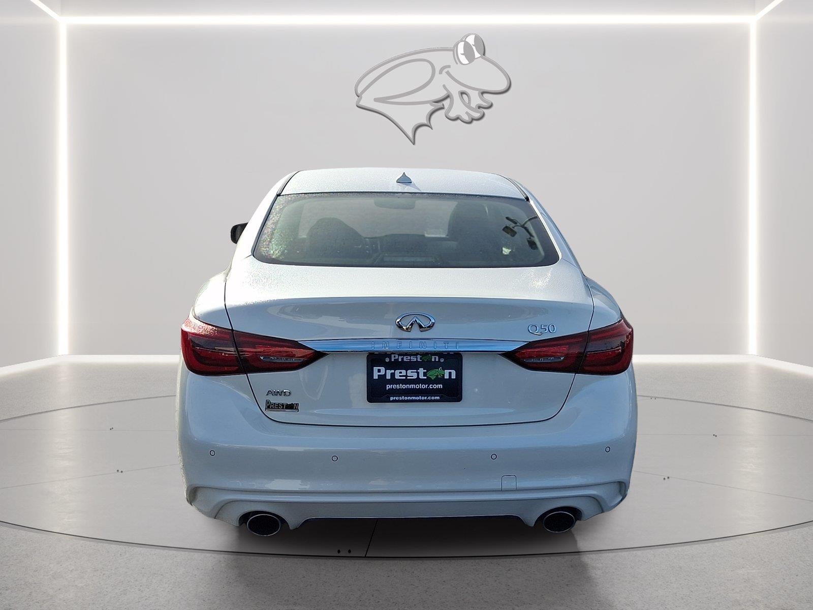 2023 INFINITI Q50 LUXE