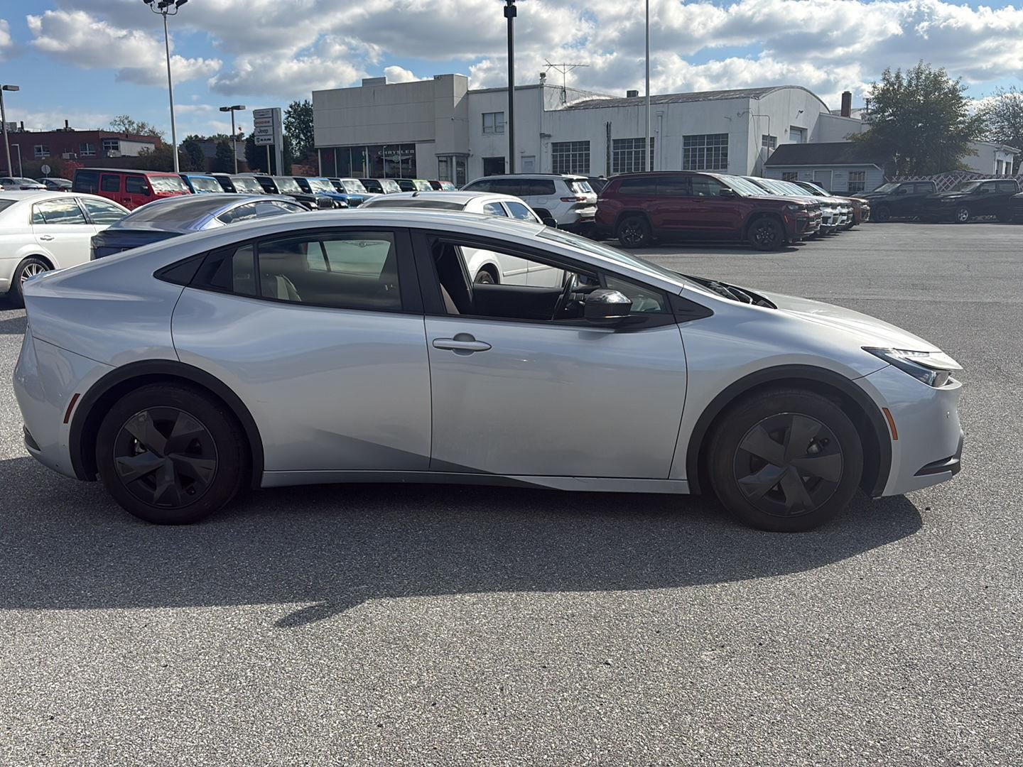 2025 Toyota Prius LE
