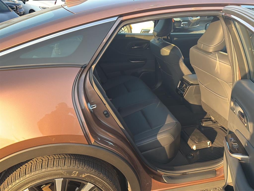 2025 Toyota Crown Platinum