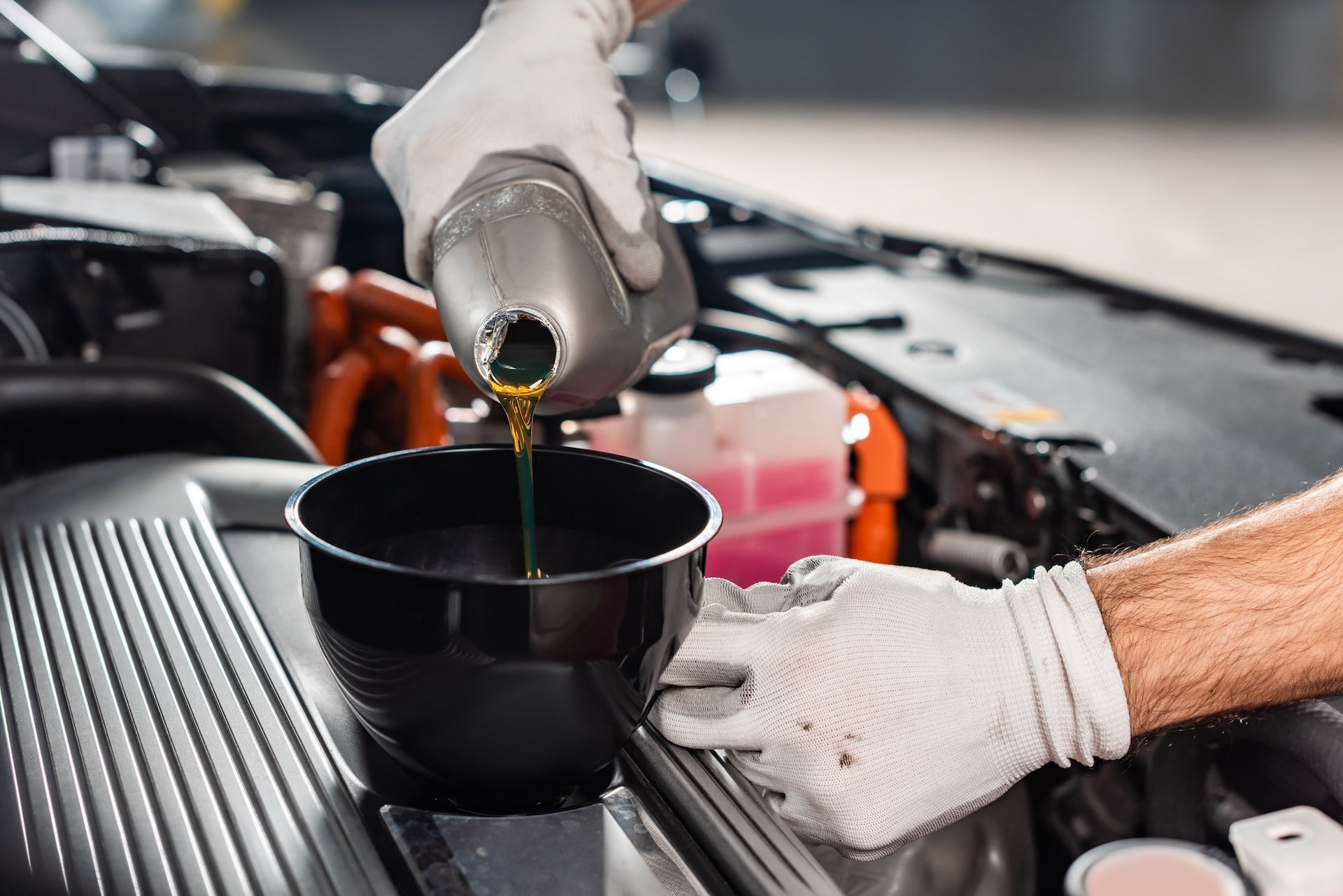 CDJR Oil Change in Dover DE